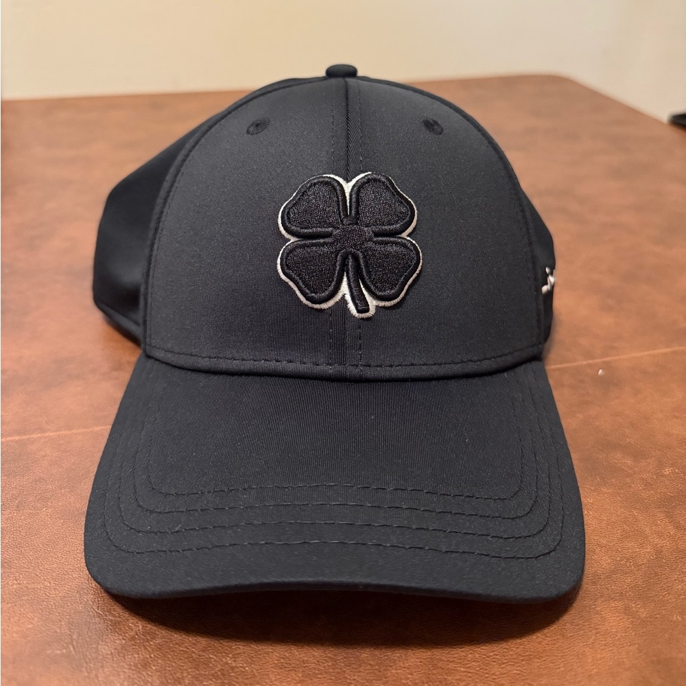 Black Clover Premium Clover Golf Hat(size L/XL)